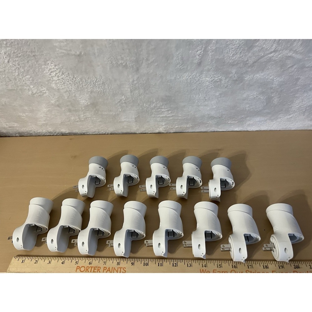 Lot of 13 Air Wick Scented Oil Warmer Plug Ins White 120V Bin 401